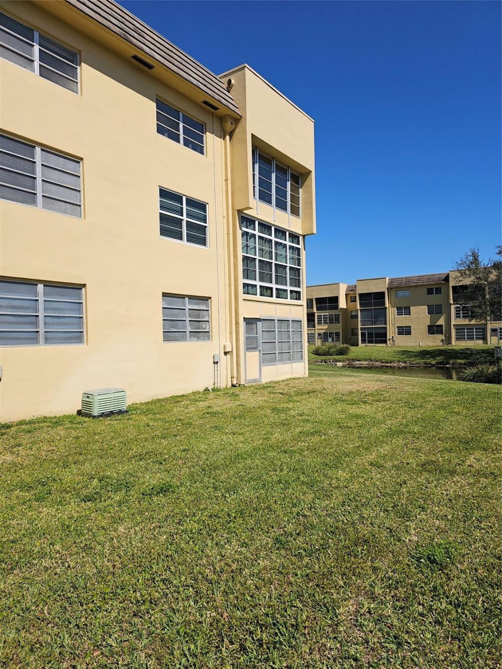 6000 NW 64th Avenue, Unit 101, Tamarac, FL 33319 Photo
