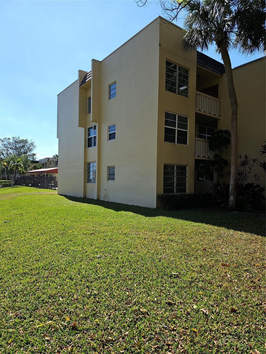 6000 NW 64th Avenue, Unit 101, Tamarac, FL 33319 Photo