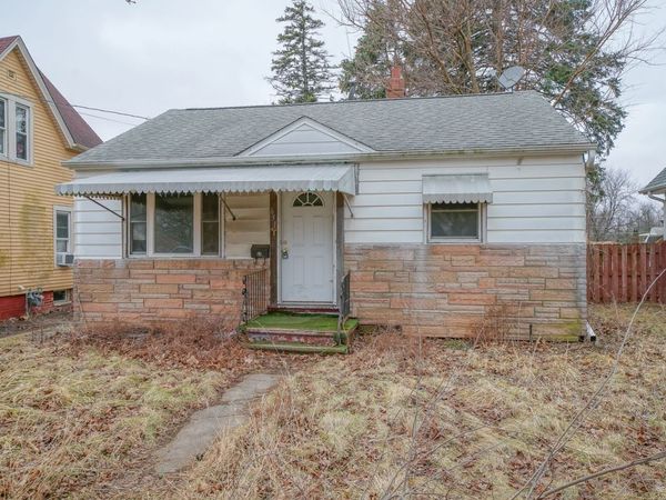 631 Haish Boulevard , DeKalb, IL 60115