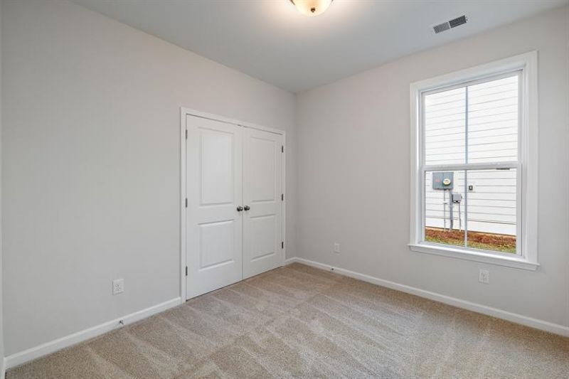 456 Eagleview Drive Photo 8