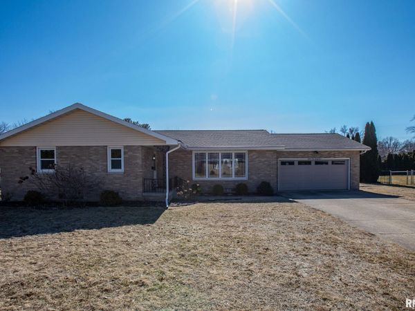 924 E EMERSON Street, Morton, IL 61550