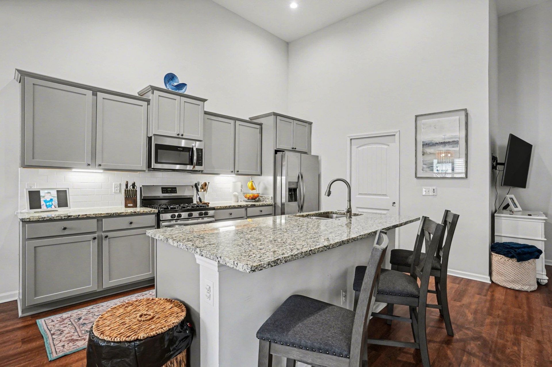 410 Grain Field Dr. Photo 10