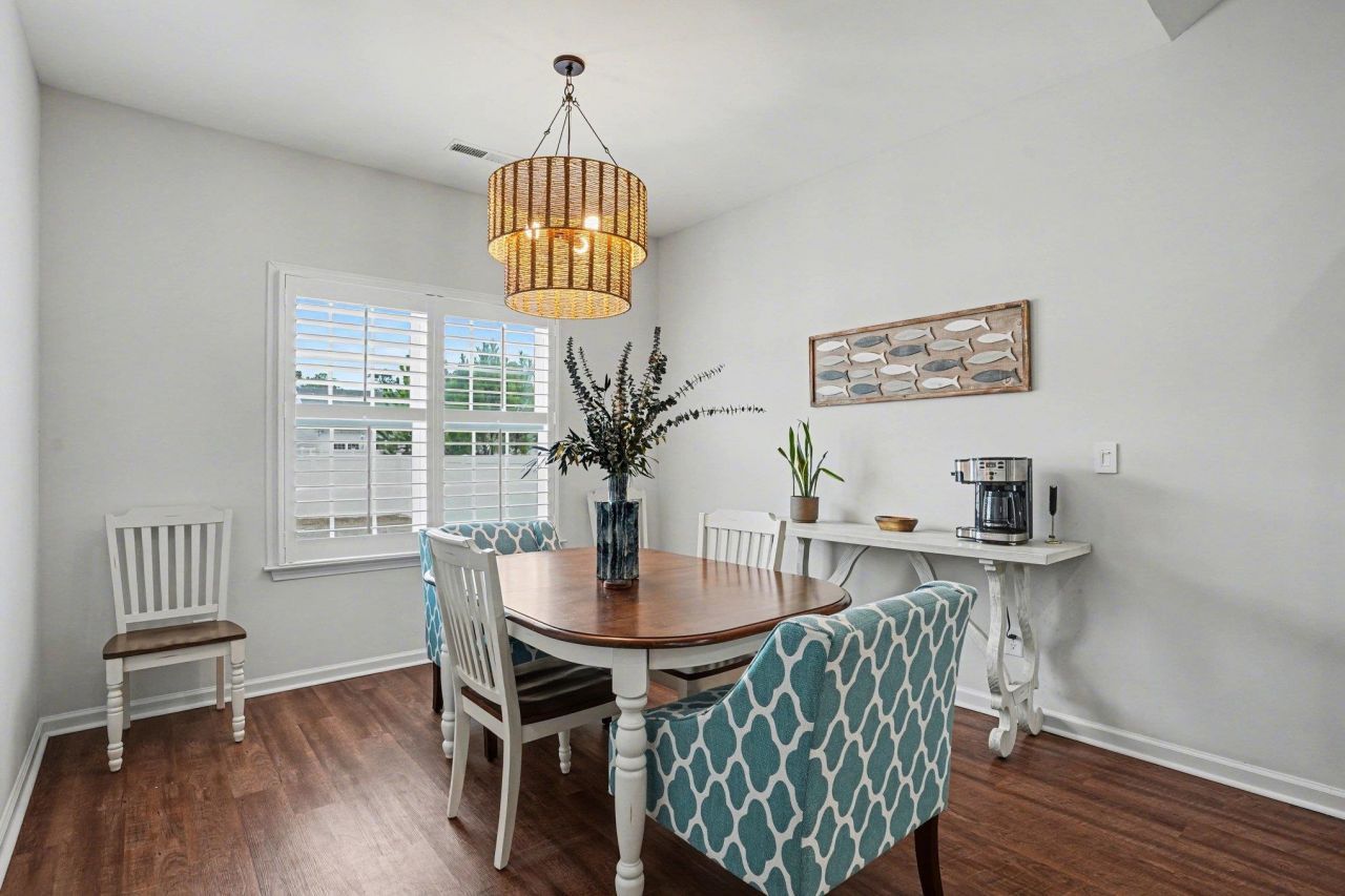 410 Grain Field Dr. Photo 11