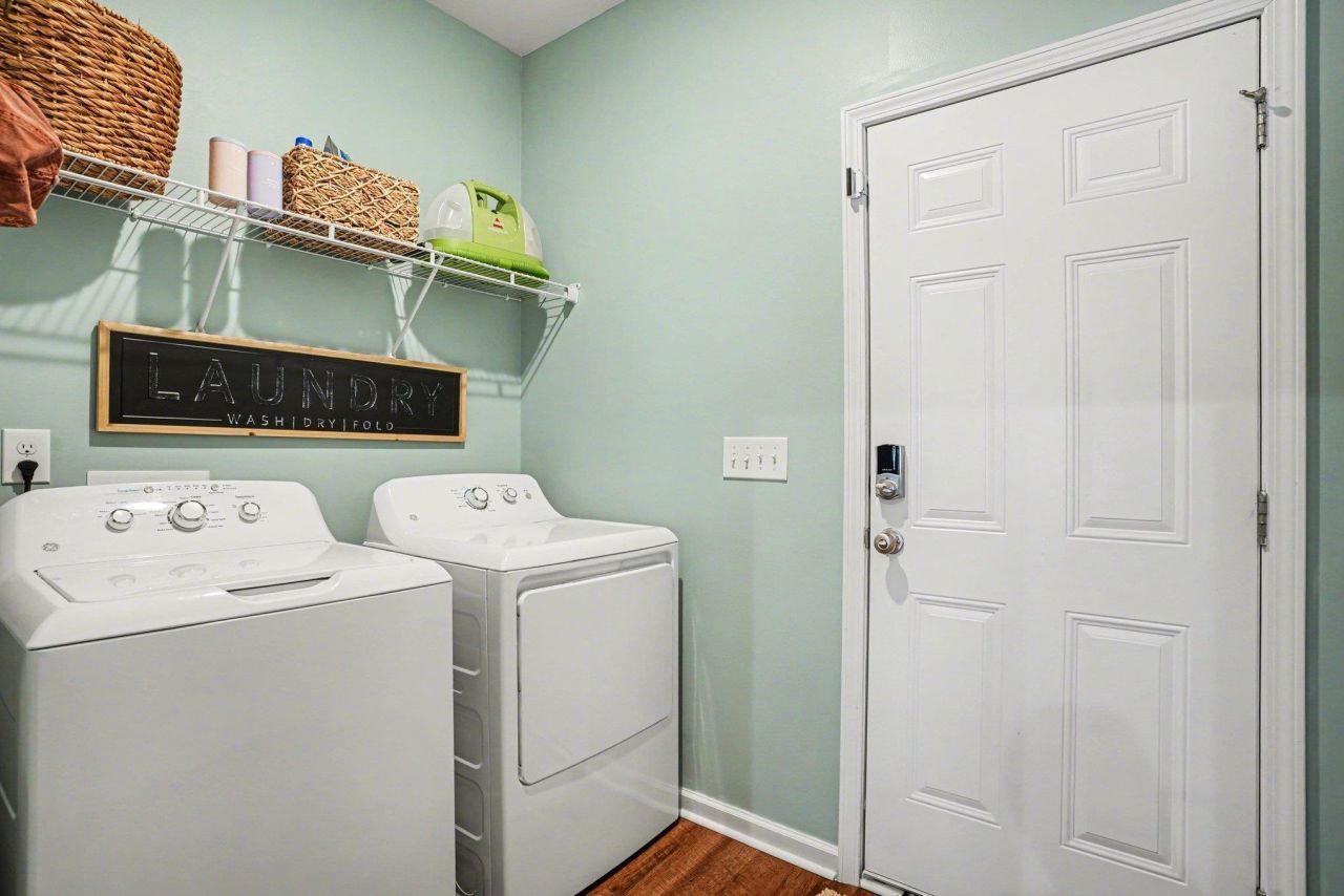 410 Grain Field Dr. Photo 18