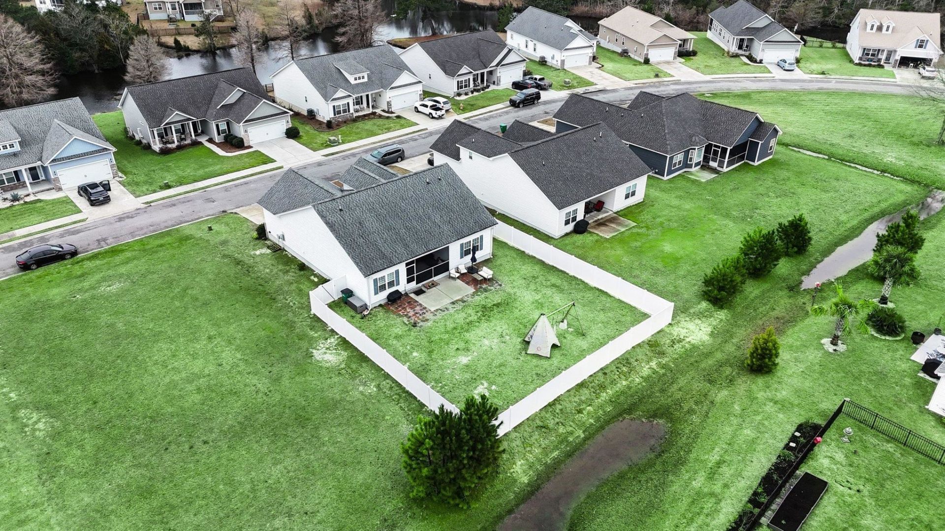 410 Grain Field Dr. Photo 32