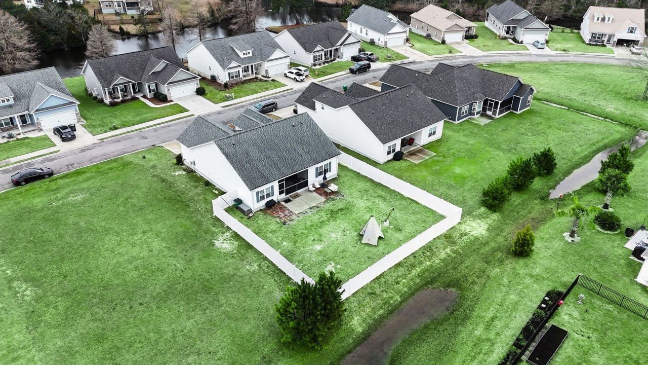 410 Grain Field Dr. Photo 35