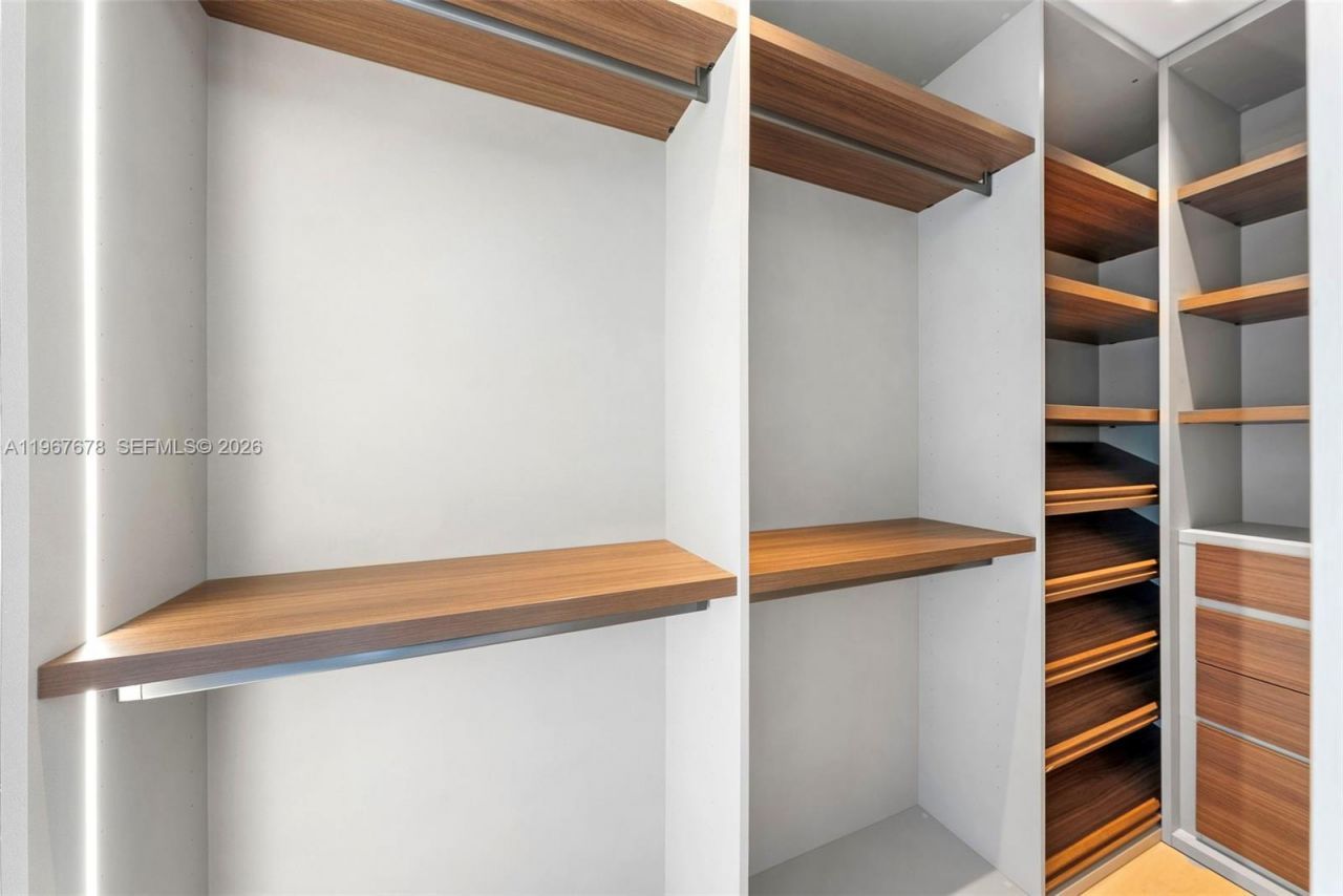 3119 Plaza St, Miami, FL 33133 Photo