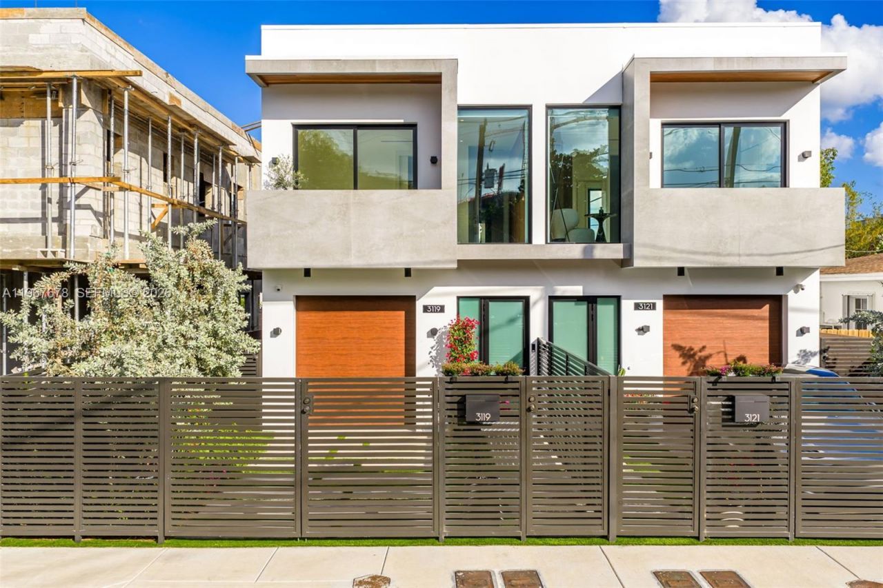 3119 Plaza St, Miami, FL 33133 Photo