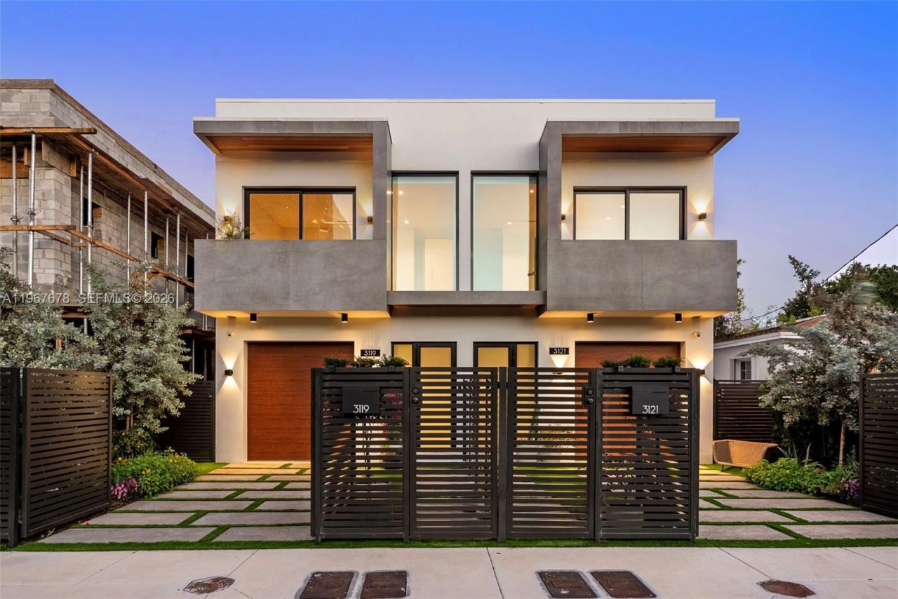 3119 Plaza St, Miami, FL 33133 Photo