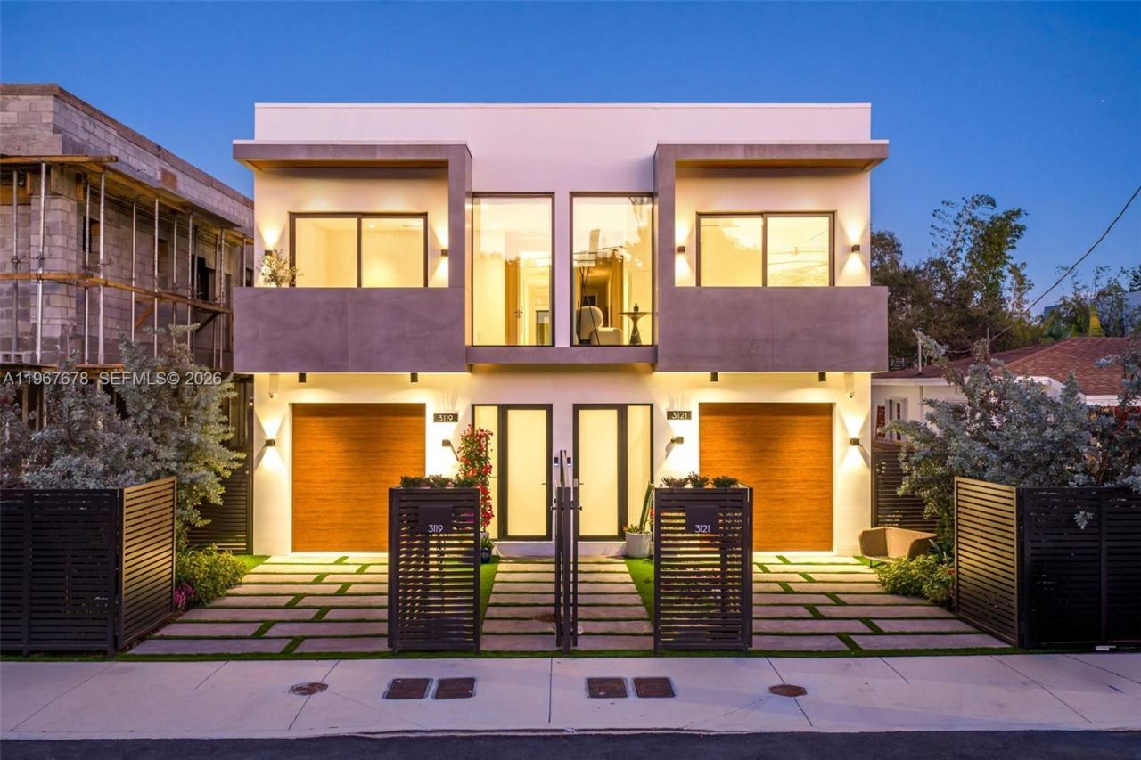 3119 Plaza St, Miami, FL 33133 Photo