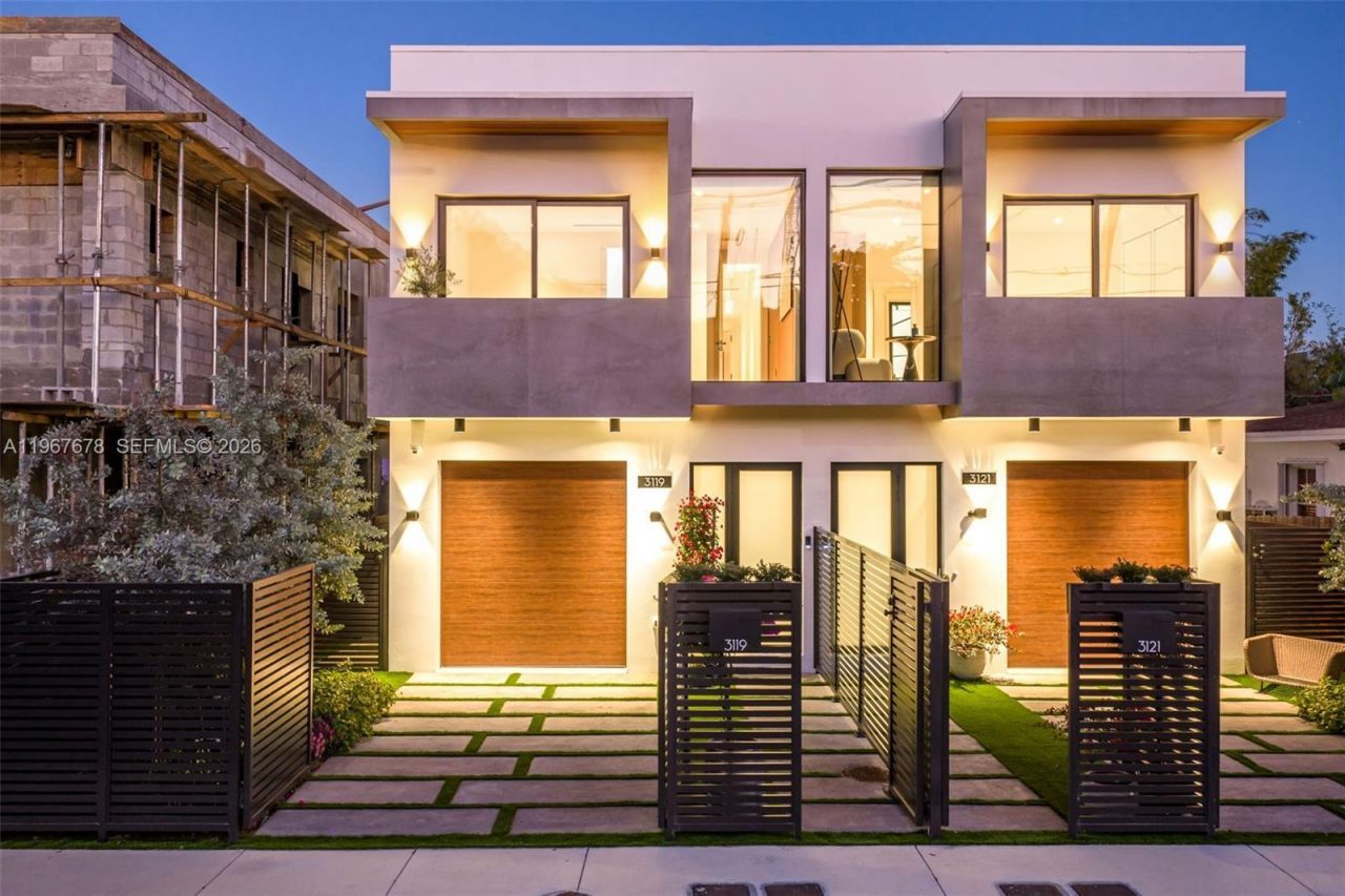 3119 Plaza St, Miami, FL 33133 Photo