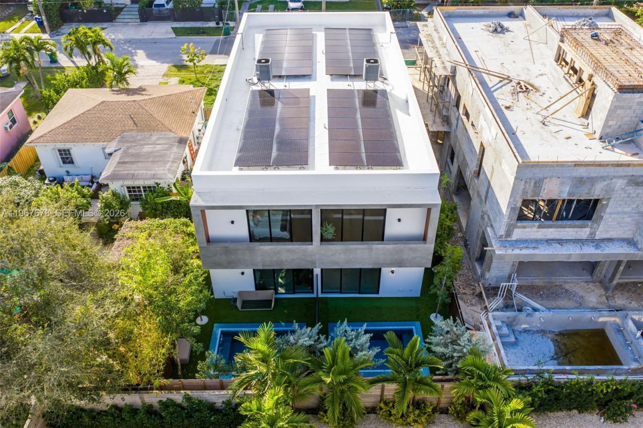 3119 Plaza St, Miami, FL 33133 Photo