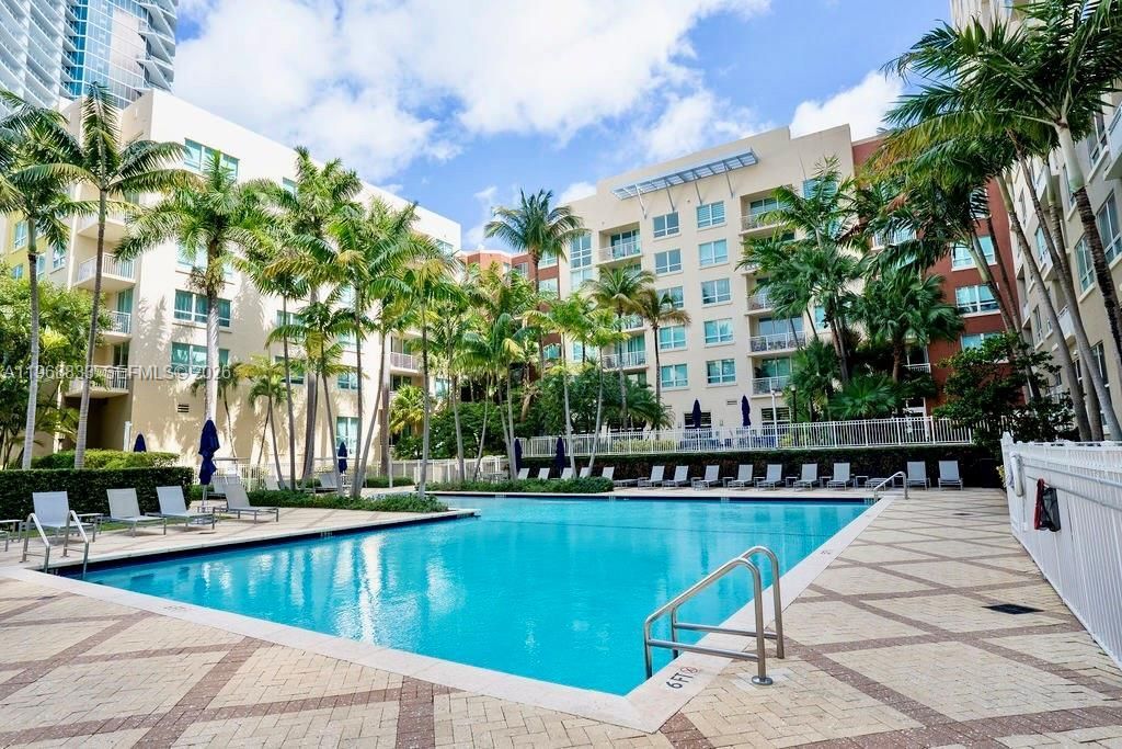 2000 N Bayshore Dr, Unit 1003, Miami, FL 33137 Photo