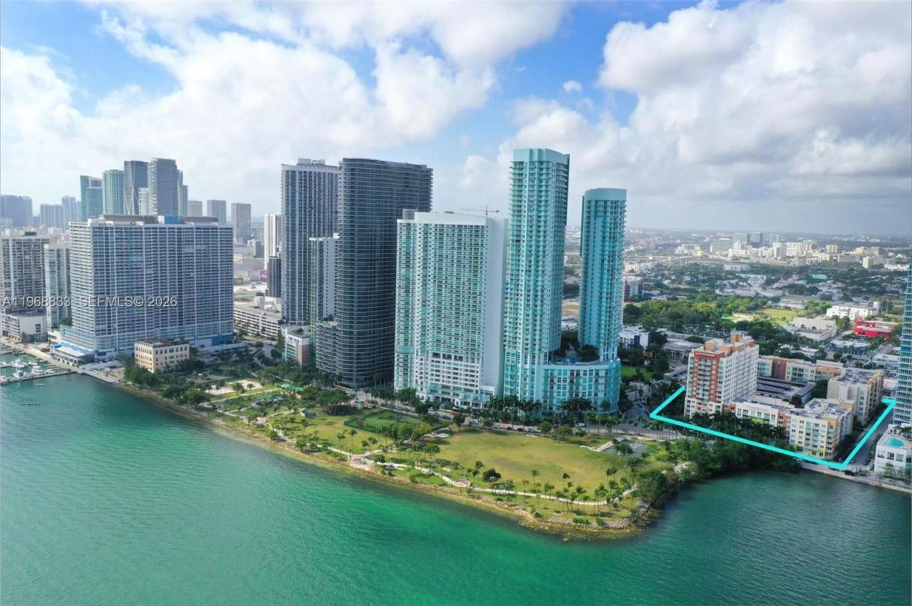 2000 N Bayshore Dr, Unit 1003, Miami, FL 33137 Photo