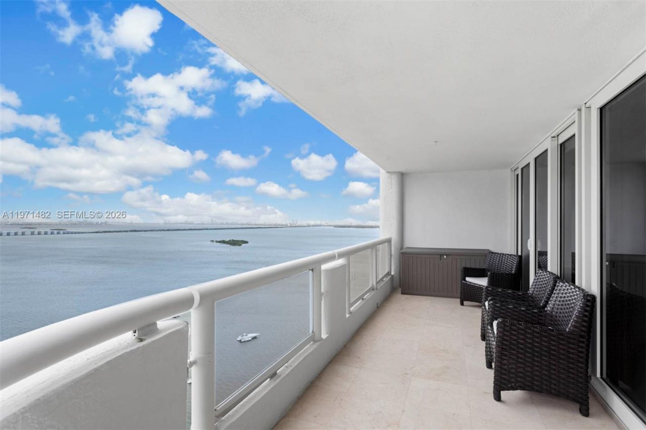 1717 N Bayshore Dr , Unit A-3137, Miami, FL 33132 Photo