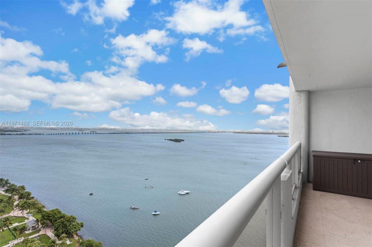 1717 N Bayshore Dr , Unit A-3137, Miami, FL 33132 Photo