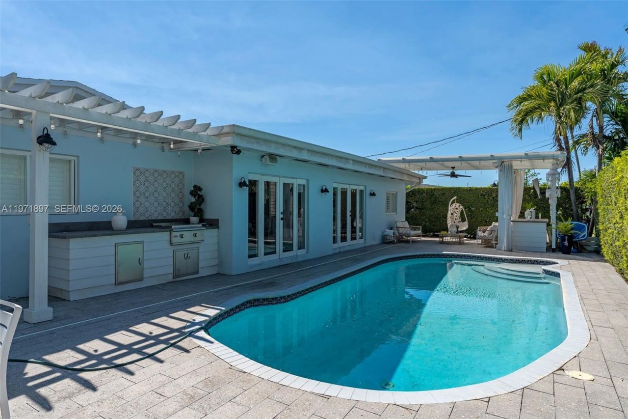 8311 SW 47th St, Miami, FL 33155 Photo