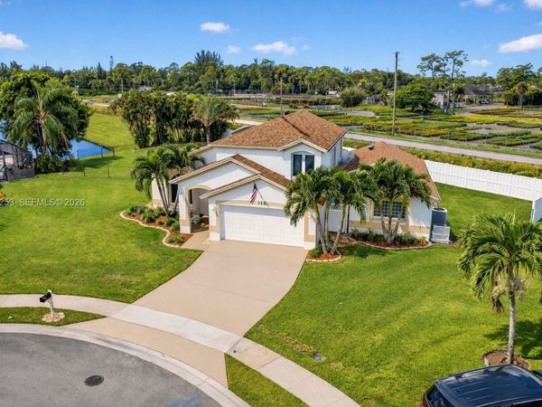 112 CAMELOT CT , Royal Palm Beach, FL 33411