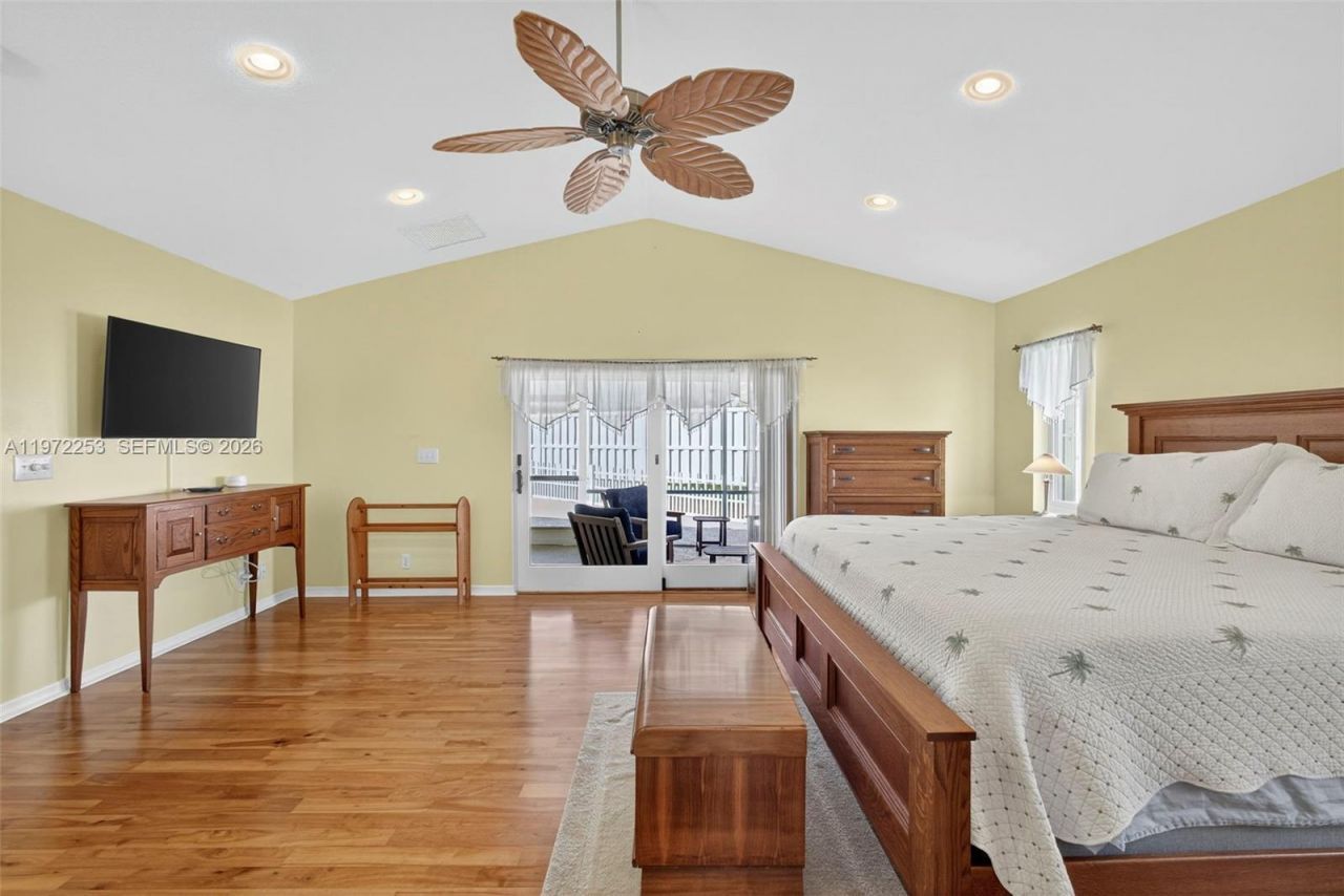 112 Camelot Ct , Royal Palm Beach, FL 33411 Photo