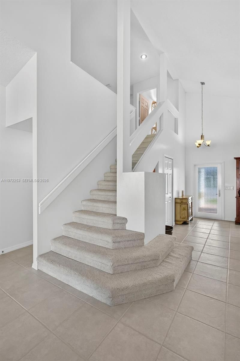 112 Camelot Ct , Royal Palm Beach, FL 33411 Photo