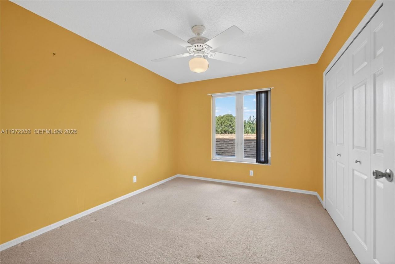 112 Camelot Ct , Royal Palm Beach, FL 33411 Photo