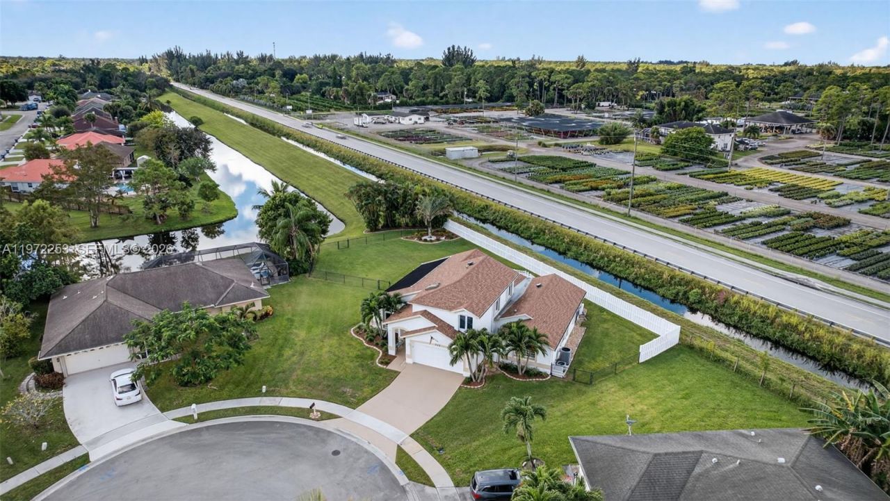 112 Camelot Ct , Royal Palm Beach, FL 33411 Photo