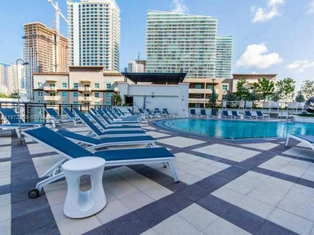 999 SW 1st Ave, Unit 3204, Miami, FL 33130 Photo