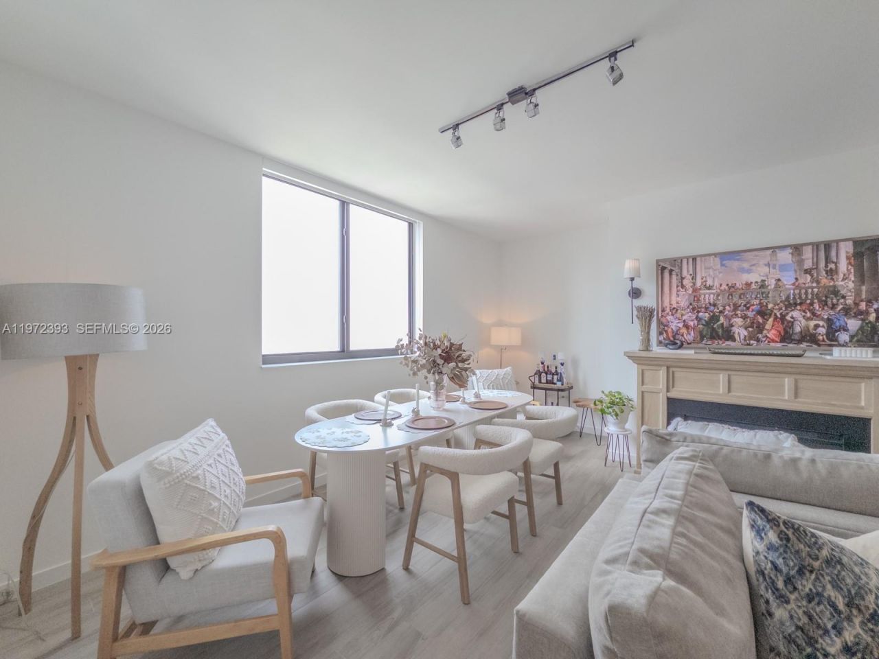 999 SW 1st Ave, Unit 3204, Miami, FL 33130 Photo