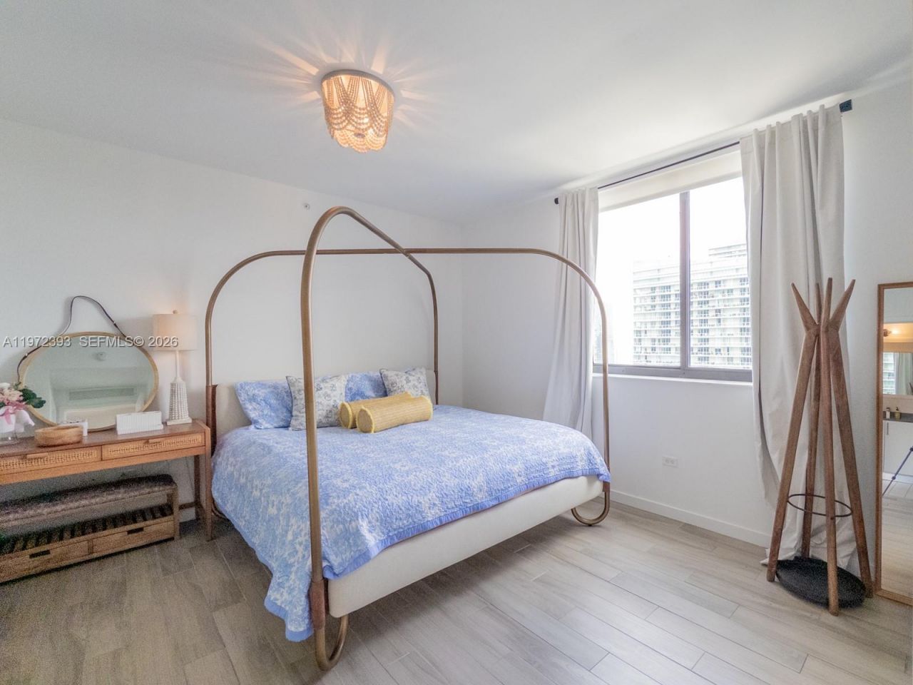 999 SW 1st Ave, Unit 3204, Miami, FL 33130 Photo