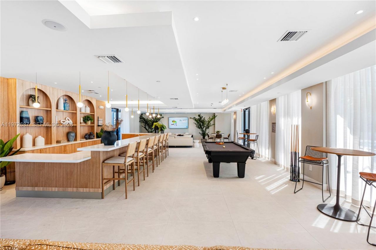 208 N Federal Hwy, Unit 425, Pompano Beach, FL 33062 Photo