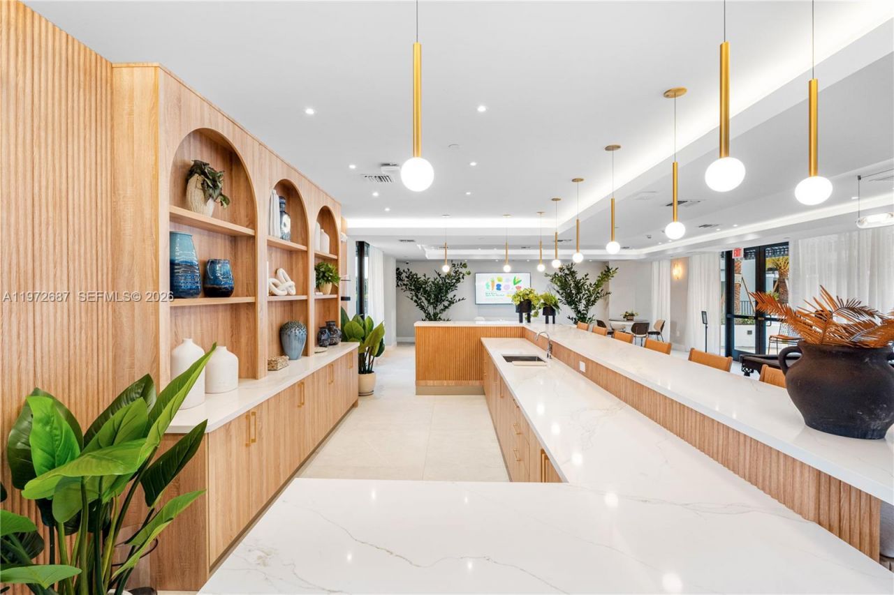 208 N Federal Hwy, Unit 425, Pompano Beach, FL 33062 Photo