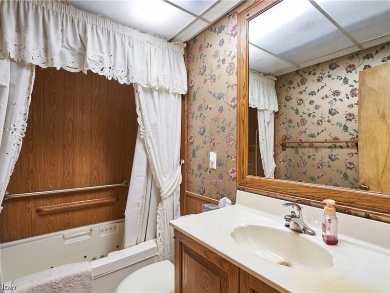 1605 Centerview Drive, Copley, OH 44321 Photo 12