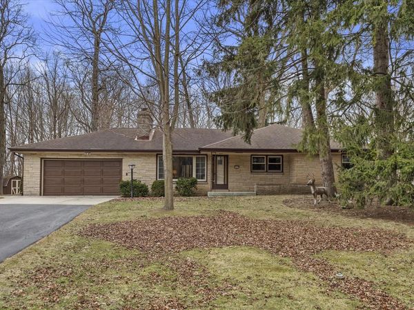 4007 W Southland DRIVE, Franklin, WI 53132