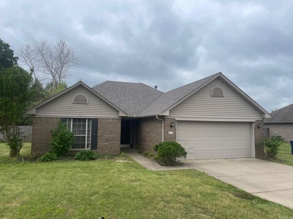 4465 Oregon Trail, Conway, AR 72034
