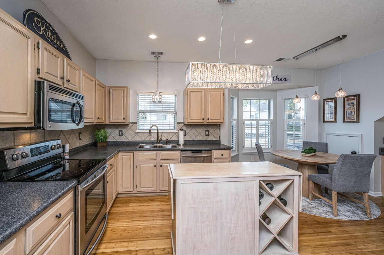 180 Historic Drive Photo 11