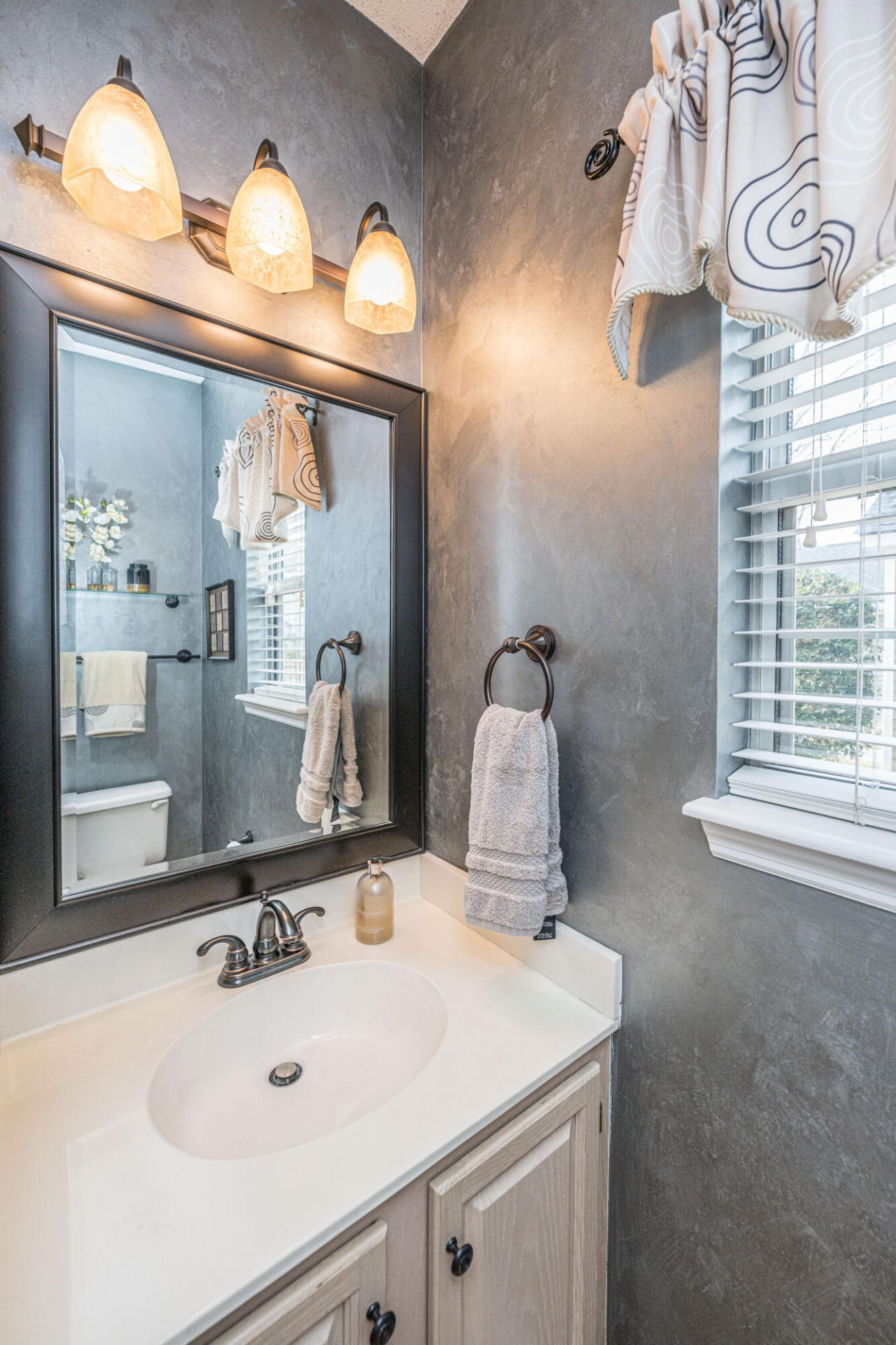 180 Historic Drive Photo 19