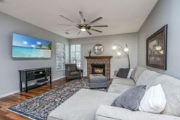 180 Historic Drive photo 4