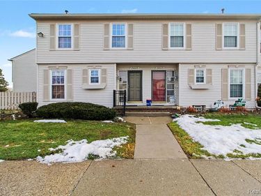 24419 Bashian Drive, Novi, MI 48375