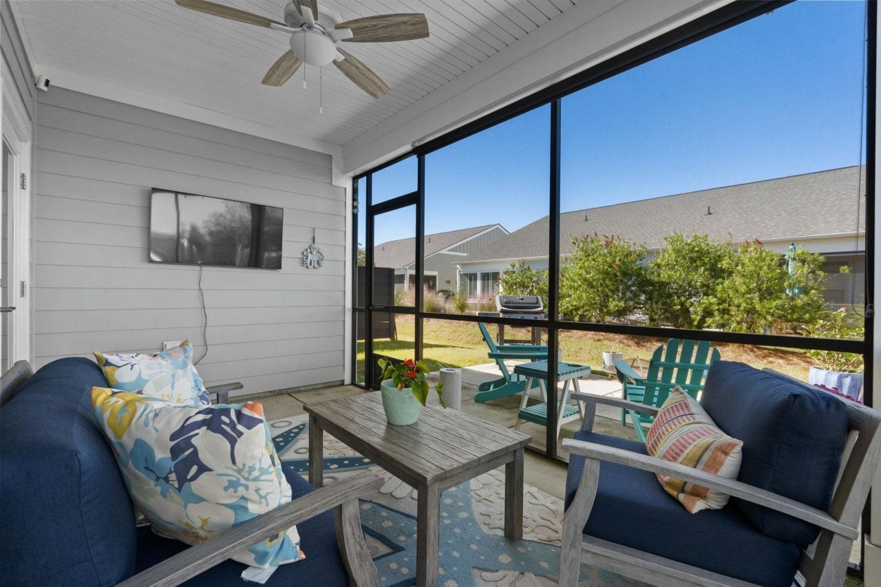 6041 Campanella St. Photo 29