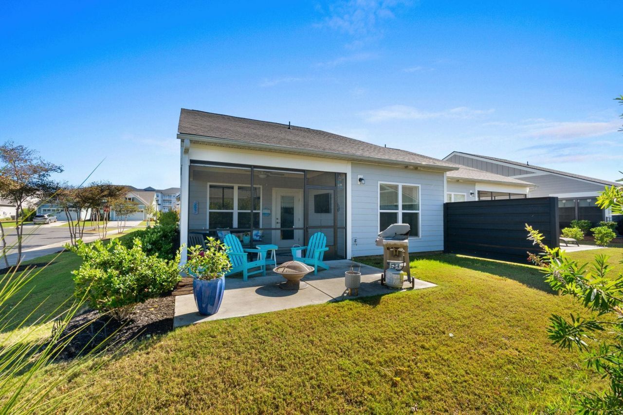 6041 Campanella St. Photo 33