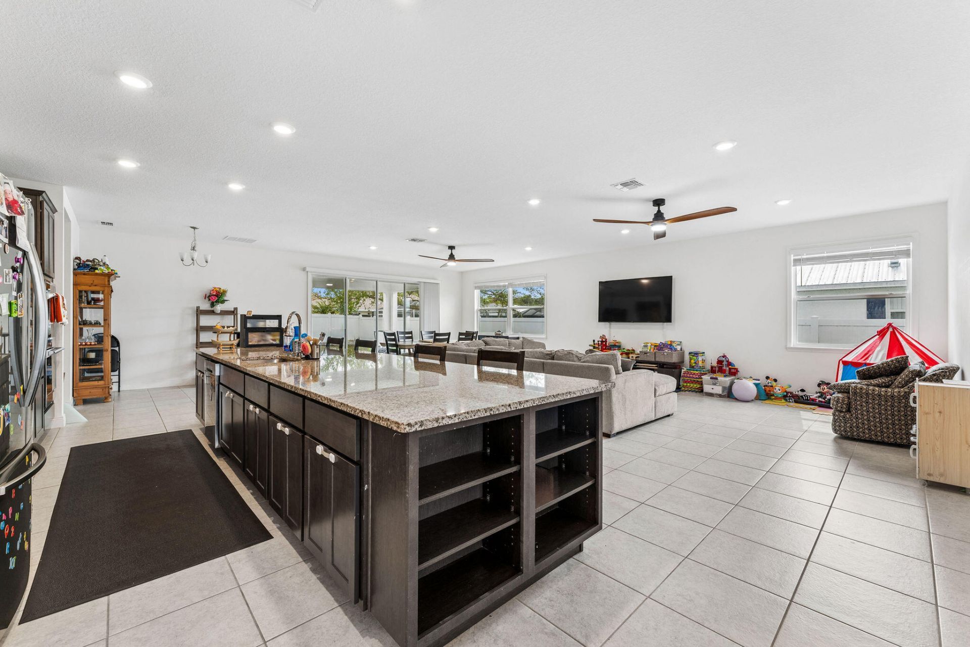 2586 SE Victory Avenue, Port Saint Lucie, FL 34952 Photo