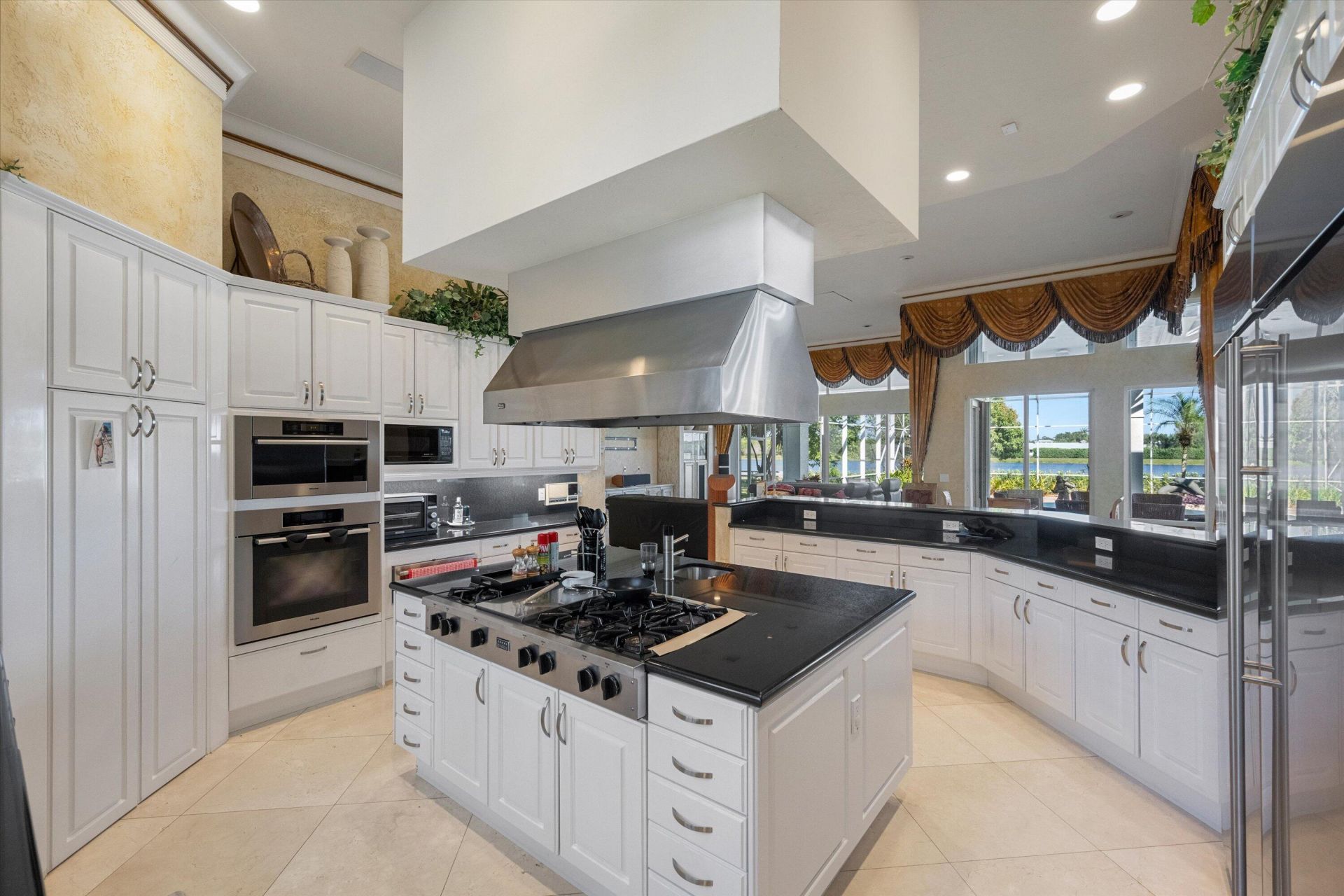 3220 Santa Barbara Drive, Wellington, FL 33414 Photo