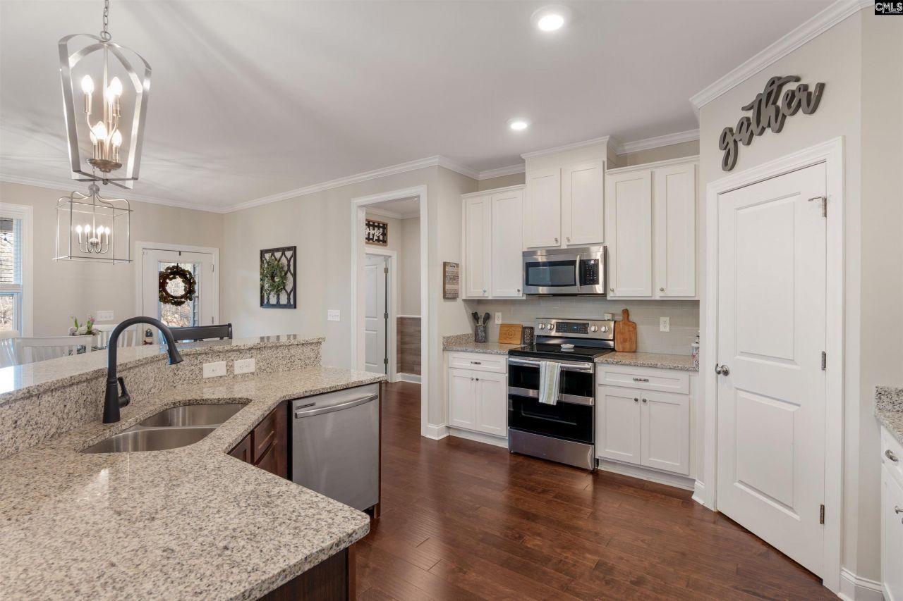 212 Winding Wood Circle Photo 13