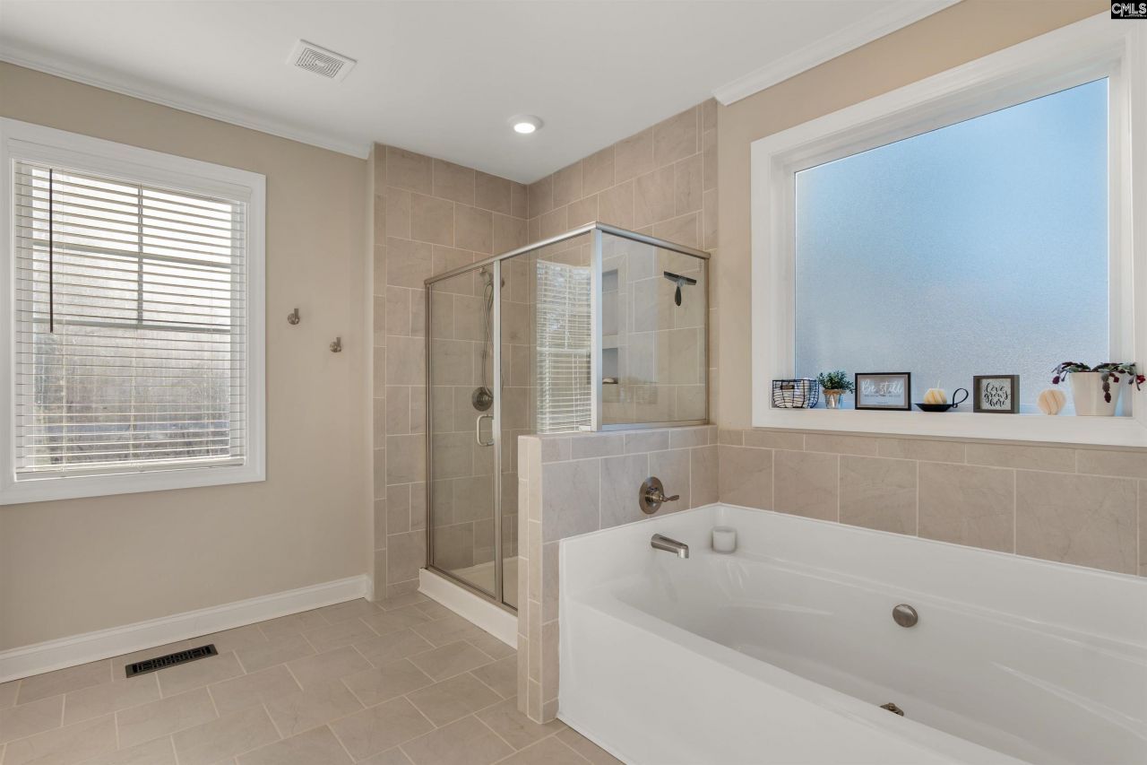 212 Winding Wood Circle Photo 24