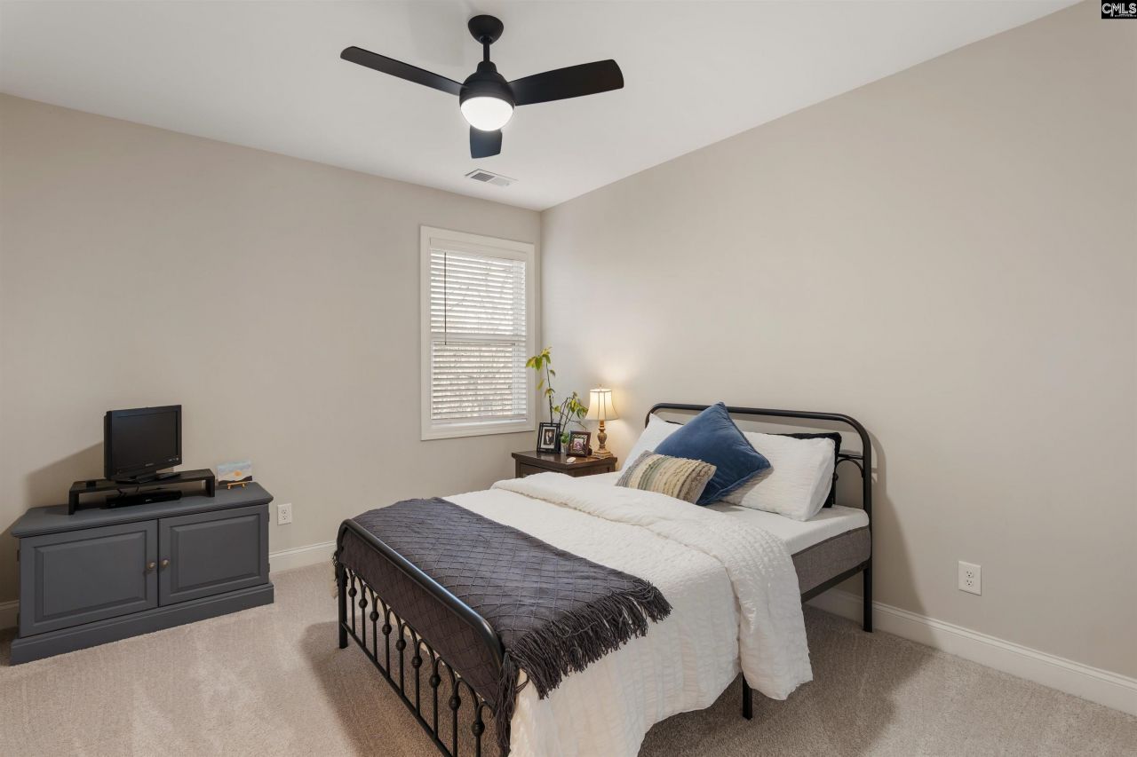 212 Winding Wood Circle Photo 38