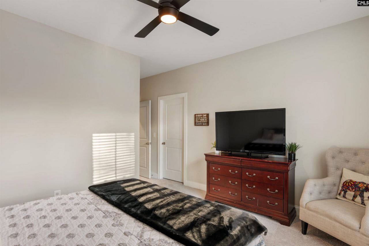 212 Winding Wood Circle Photo 43
