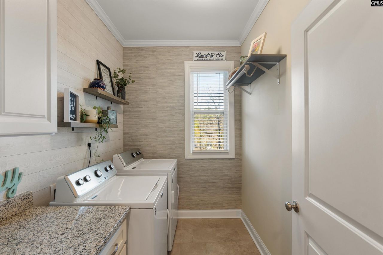 212 Winding Wood Circle Photo 46