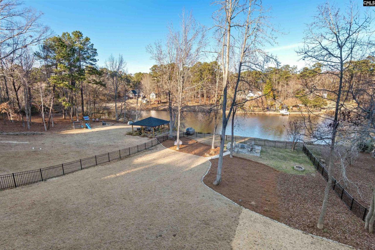 212 Winding Wood Circle Photo 54