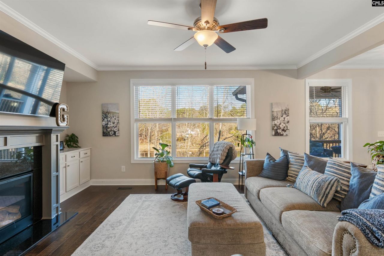 212 Winding Wood Circle Photo 8