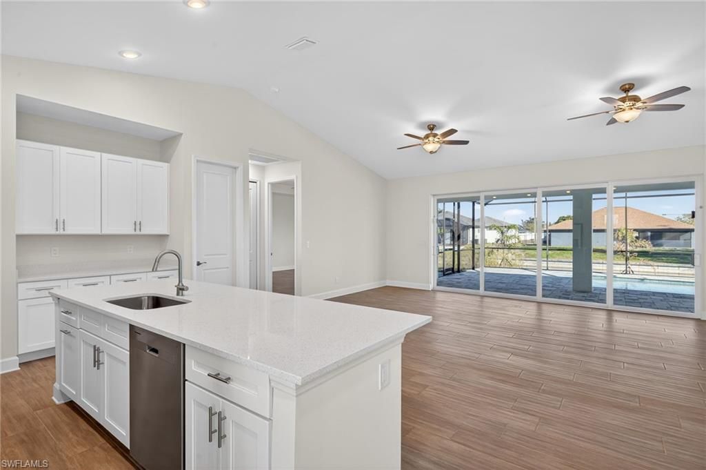 615 SW 26th Ter, Cape Coral, FL 33914 Photo